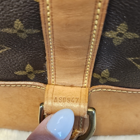 Louis Vuitton Randonnee GM Backpack Shoulder Bag *EUC* Hard to Find!! - Picture 7 of 16